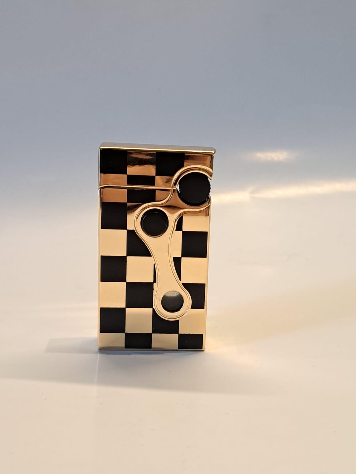 Modern Refillable Torch Lighter | White or Checkered Design | Windproof Flame Lighter | Luxury Gift Box Included | Elegant Butane Lighter