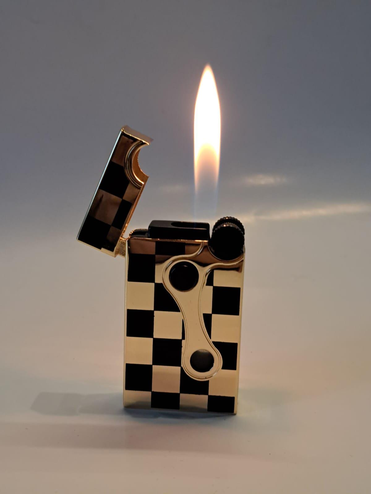 Modern Refillable Torch Lighter | White or Checkered Design | Windproof Flame Lighter | Luxury Gift Box Included | Elegant Butane Lighter