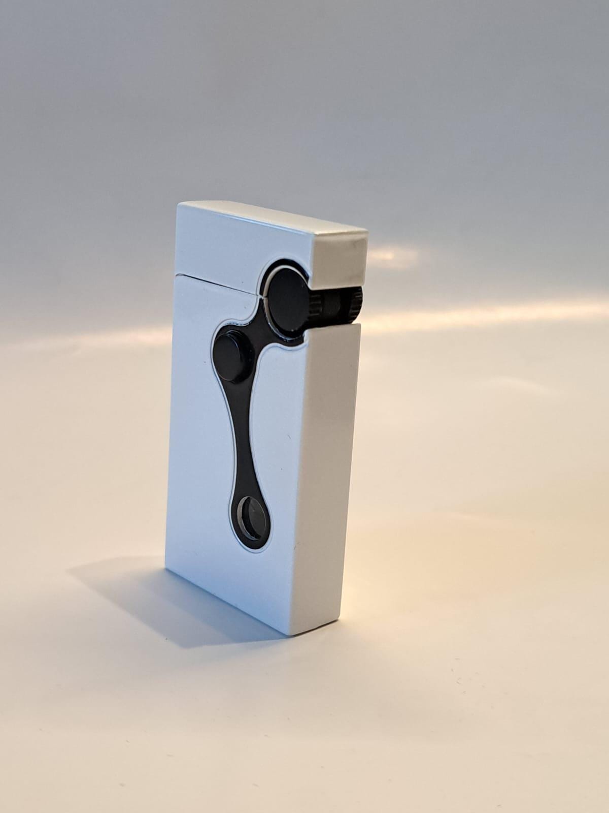 Modern Refillable Torch Lighter | White or Checkered Design | Windproof Flame Lighter | Luxury Gift Box Included | Elegant Butane Lighter