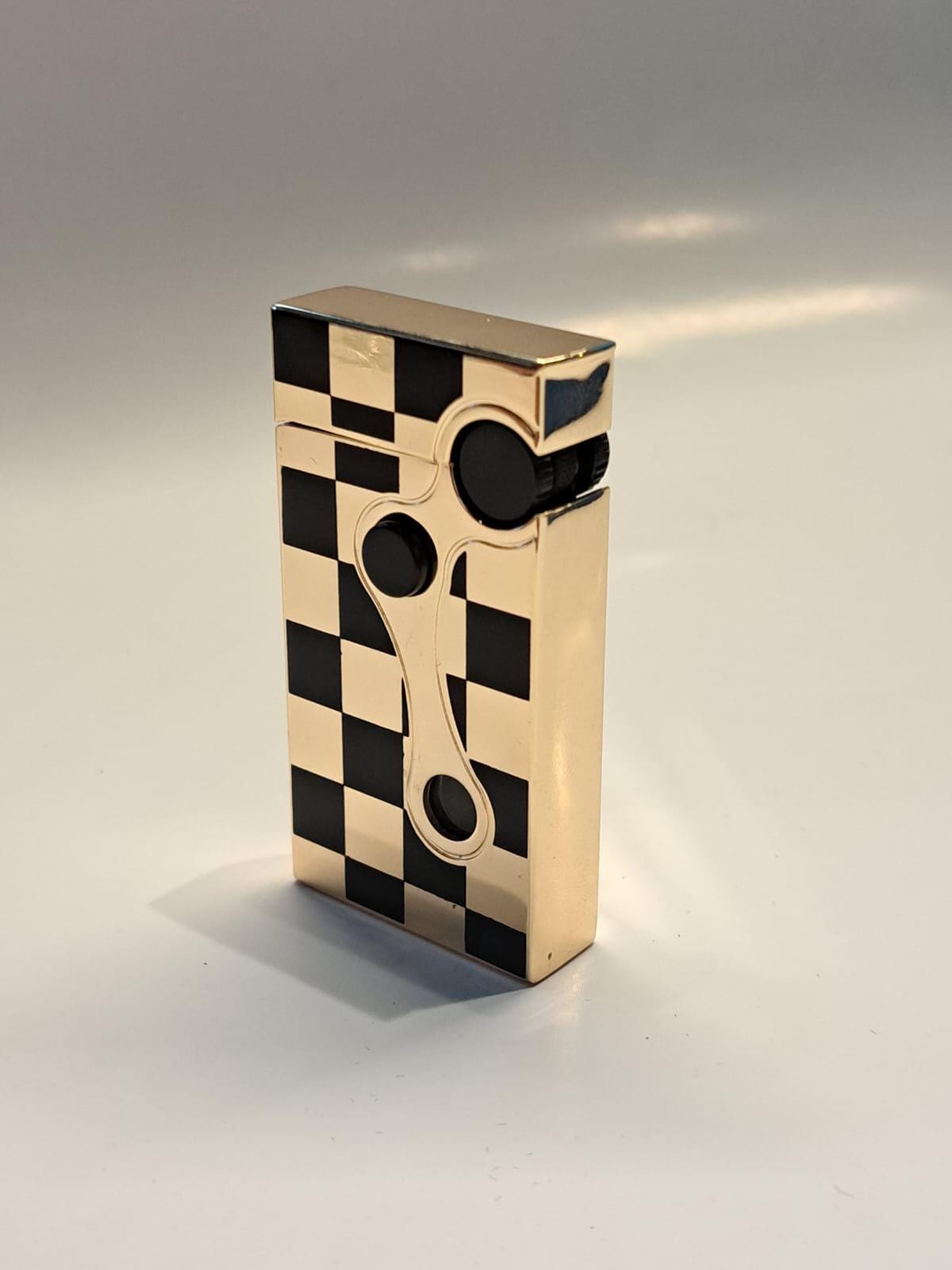 Modern Refillable Torch Lighter | White or Checkered Design | Windproof Flame Lighter | Luxury Gift Box Included | Elegant Butane Lighter