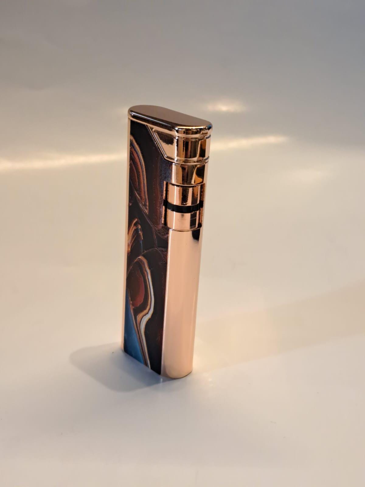 Vintage Style Marble and Wood Patterned Butane Lighter – Retro Inspired Elegant Gift Lighter