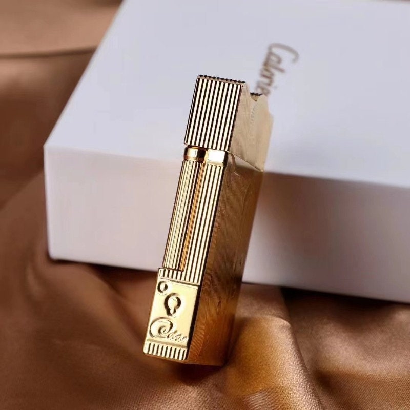 Sanji's Golden Vintage Lighter - Retro Sliding Grinding Wheel - One Piece Sanji Design - Refillable - Perfect Groomsman Gift