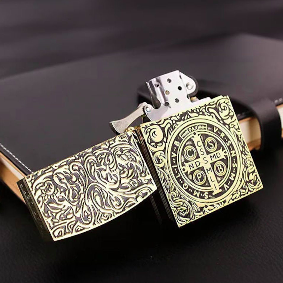 Constantine's Lighter,Authentic 1:1 Replica,Available in Movie & Standard Sizes - Fully Windproof and Refillable - Ideal Gift for Him or Her