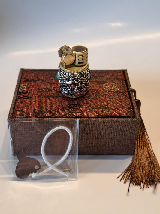 Antique-Style Table Lighter – Ornate Brass & Silver Design with Gem Accents | Refillable Kerosene Wick Lighter + Gift Box